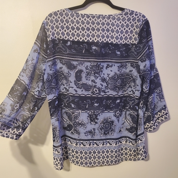 Multi pattern blouse - Picture 5 of 5